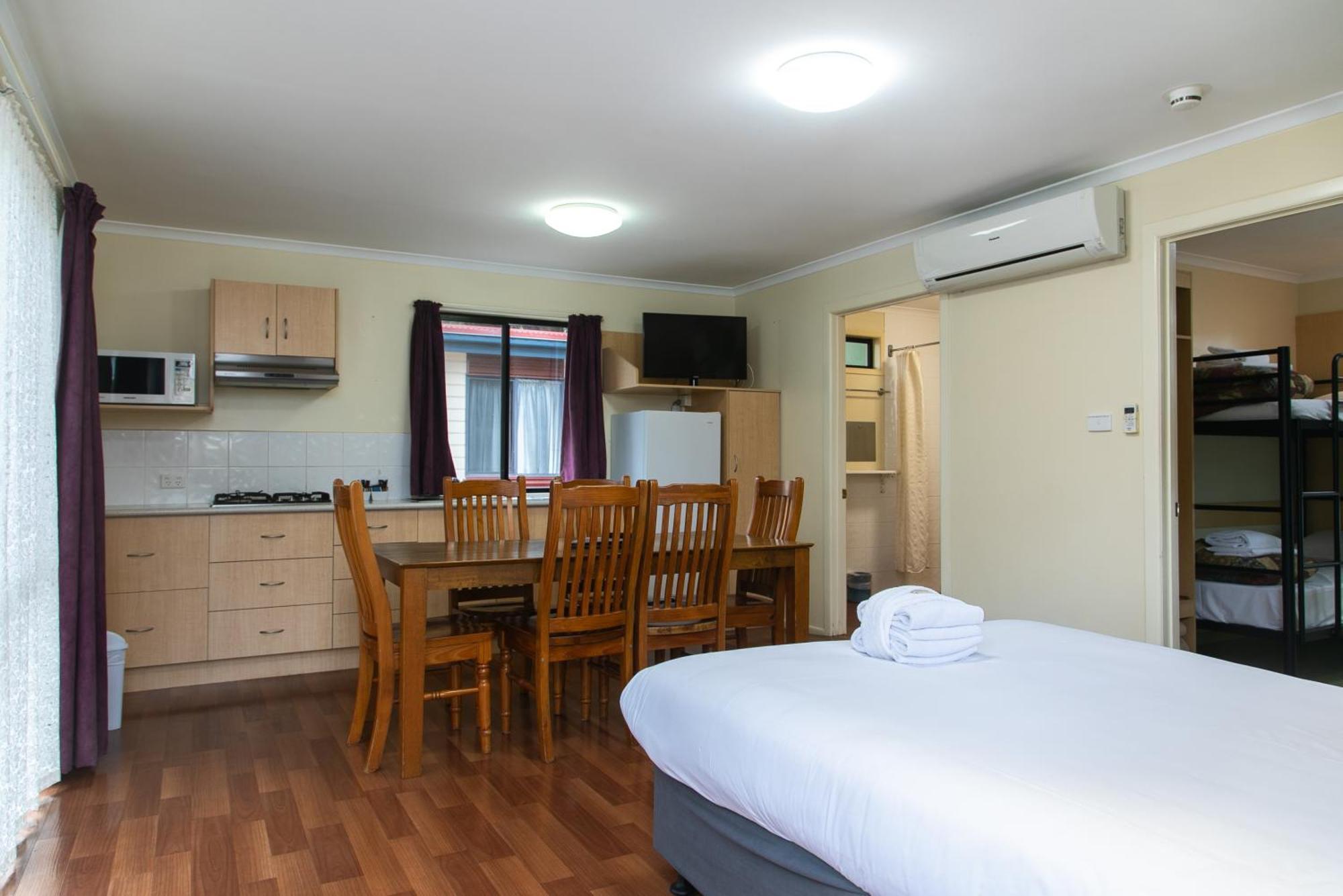 Big4 Toowoomba Garden City Holiday Park Szoba fotó